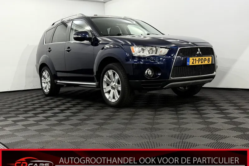 Mitsubishi Outlander (2011)