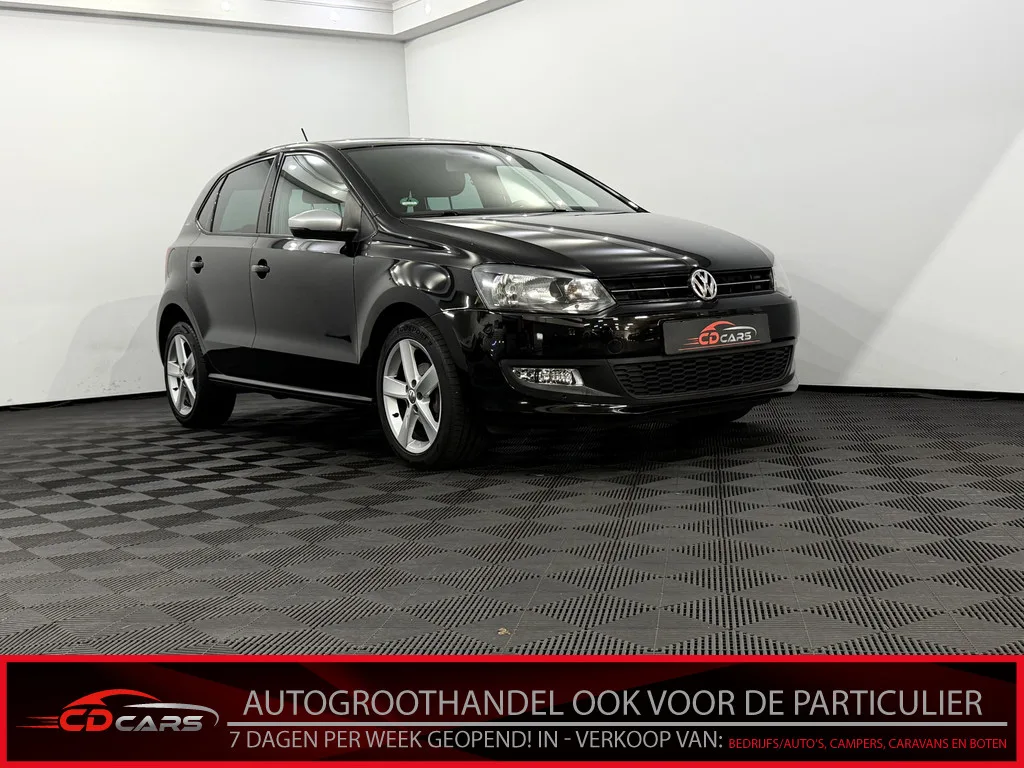 Volkswagen Polo (2013) — foto 1