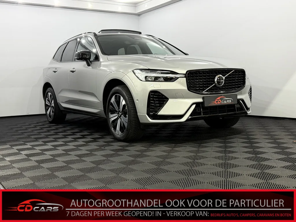 Volvo XC60 (2025) — foto 1