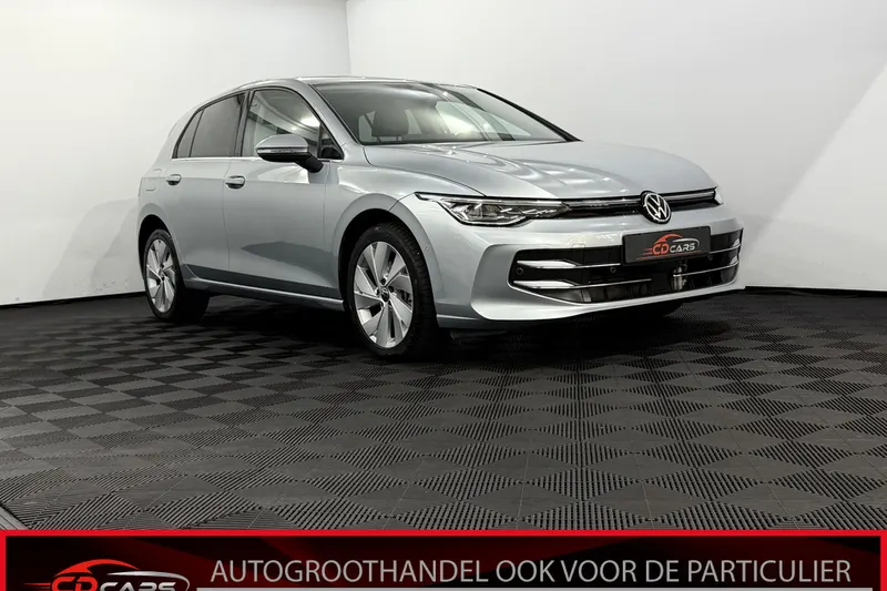 Volkswagen Golf (2025)