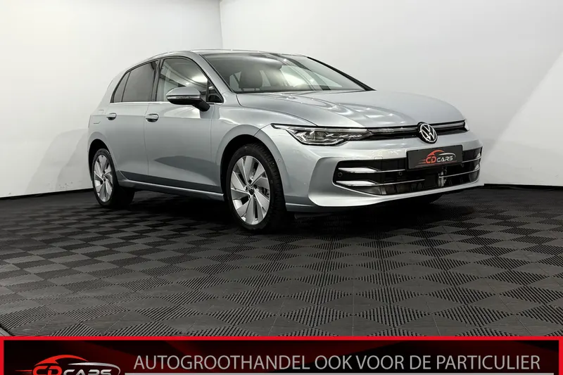 Volkswagen Golf (2025)