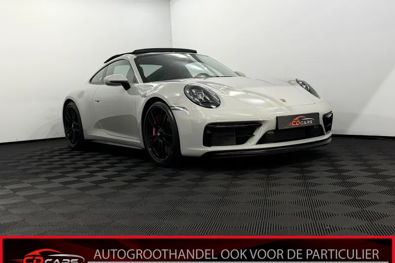 Porsche 911 (2022)