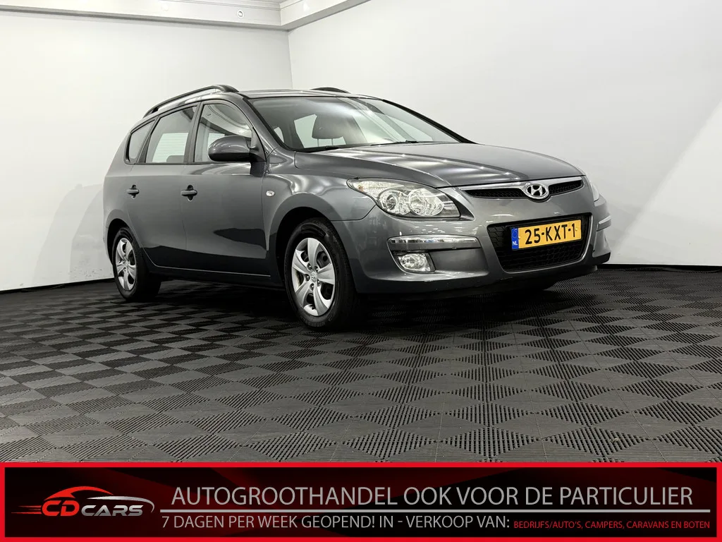 Hyundai i30 (2010) — foto 1