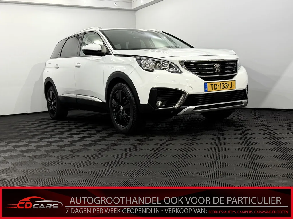 Peugeot 5008 (2018) — foto 1