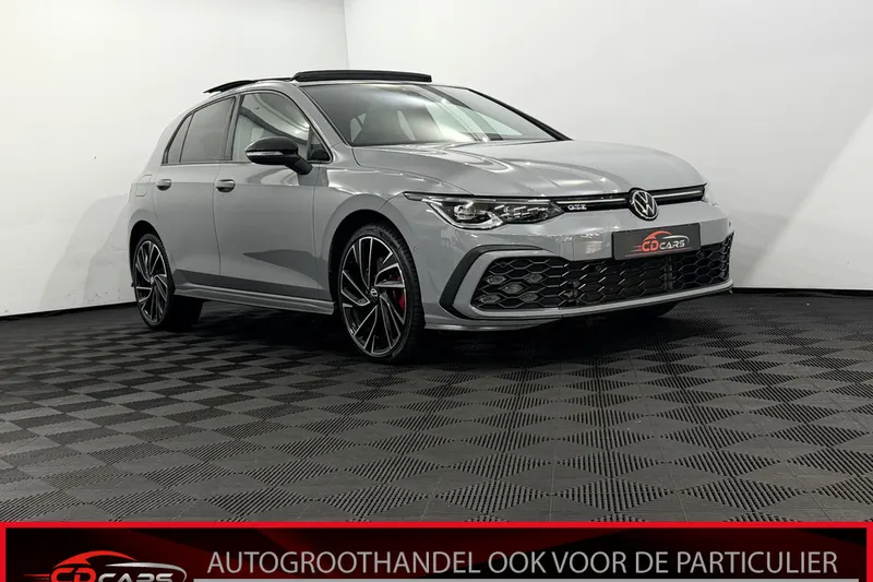 Volkswagen Golf (2022)