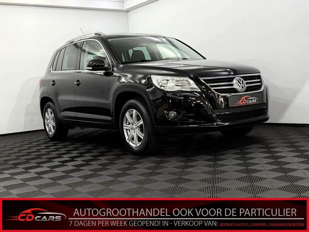 Volkswagen Tiguan (2011) — foto 1