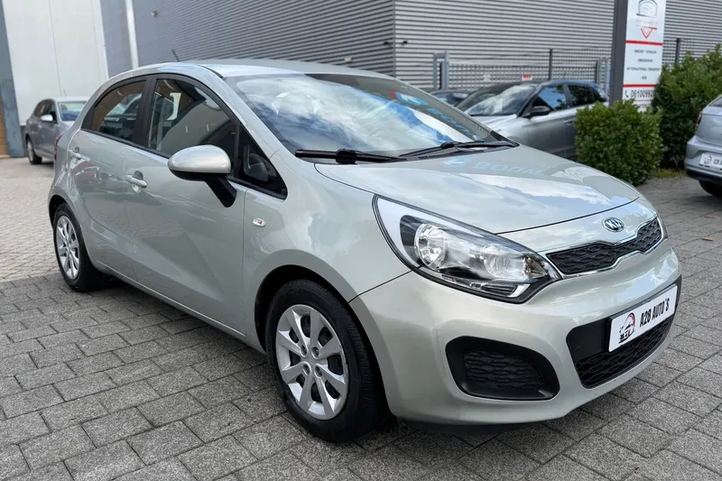 Kia Rio (2014)