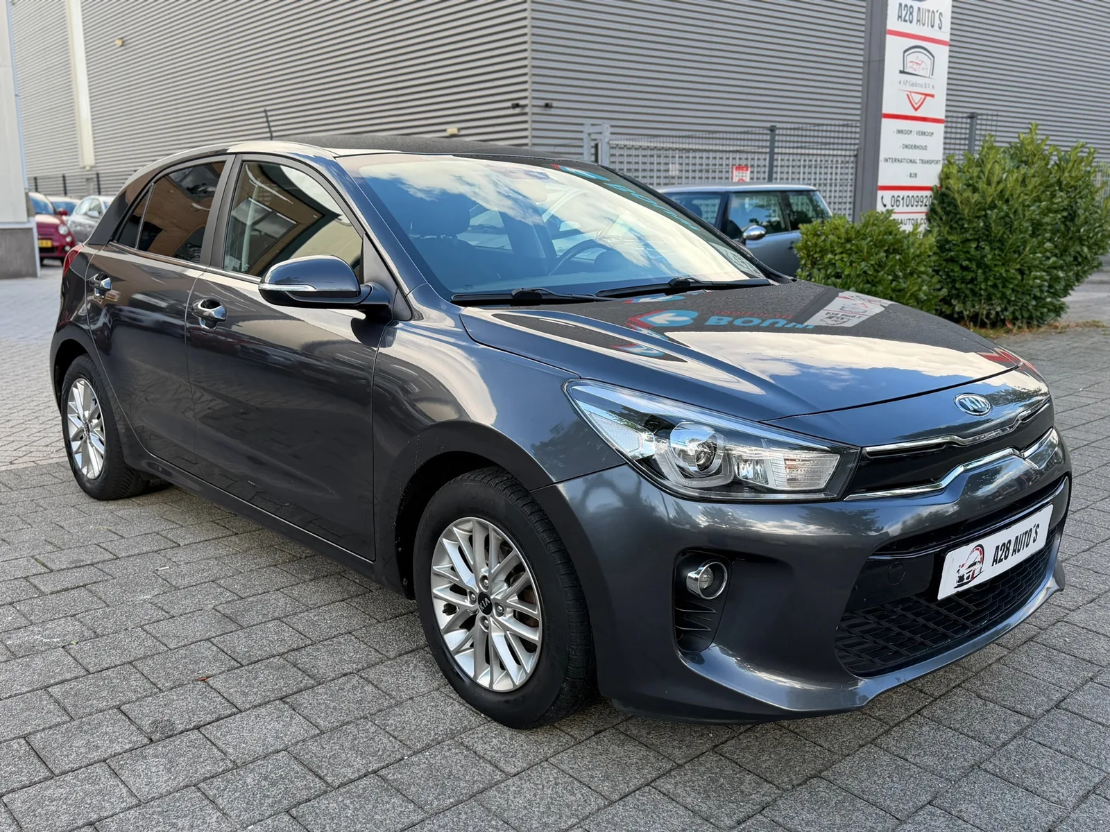 Kia Rio (2018) — foto 1