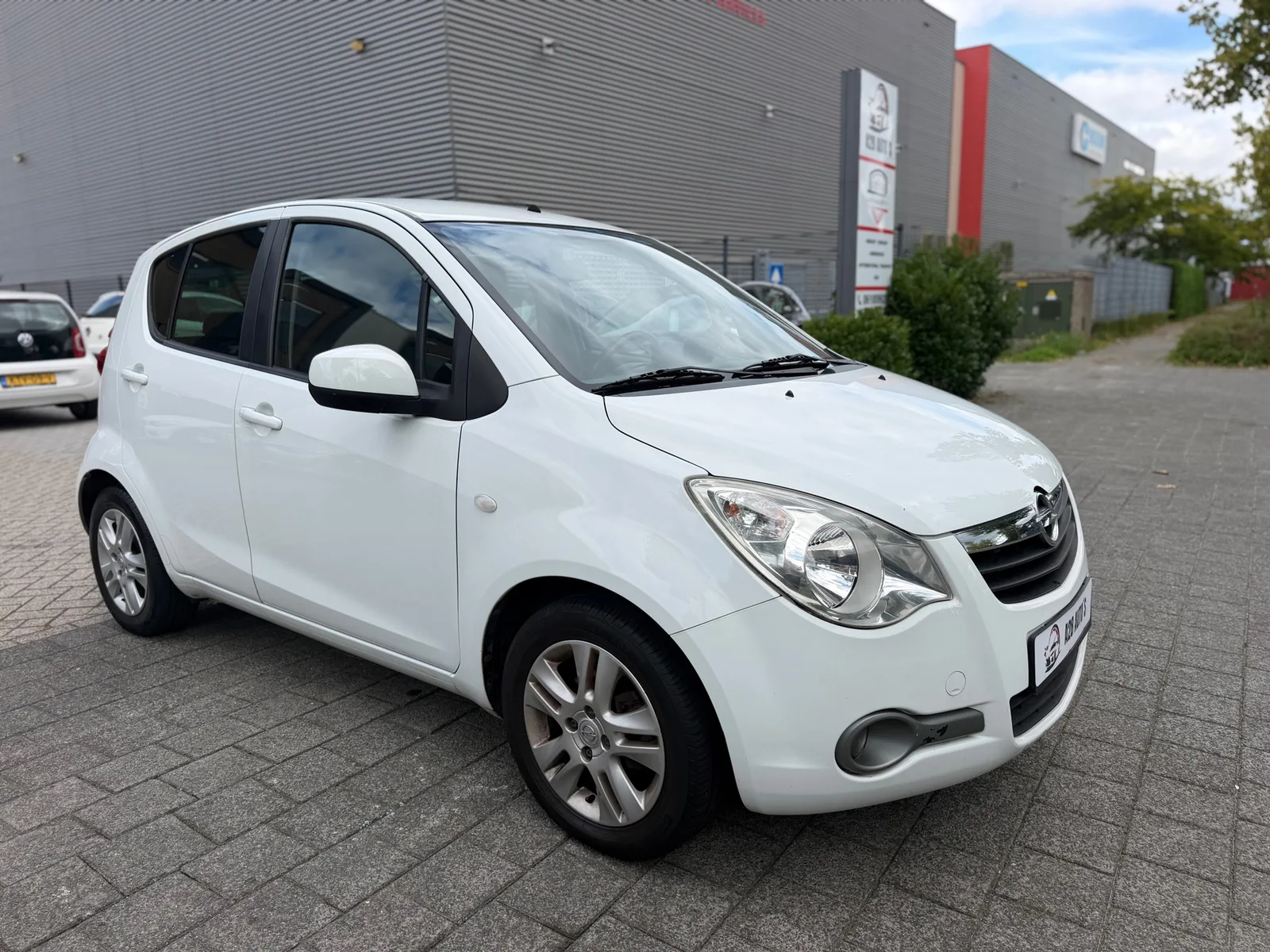 Opel Agila (2012) — foto 1