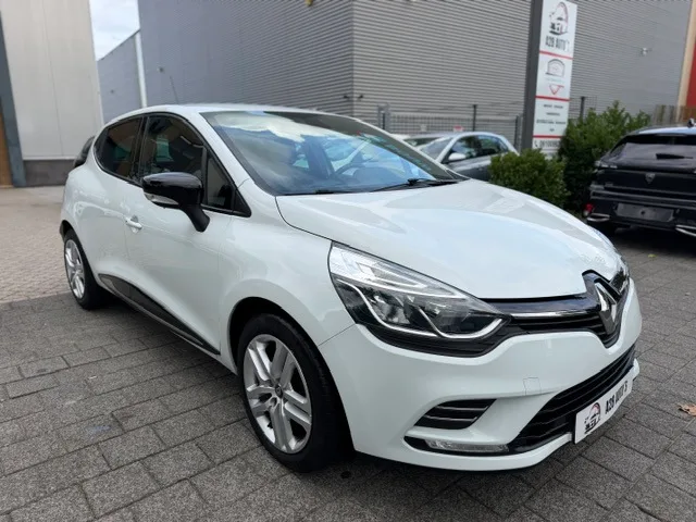 Renault Clio (2020) — foto 1