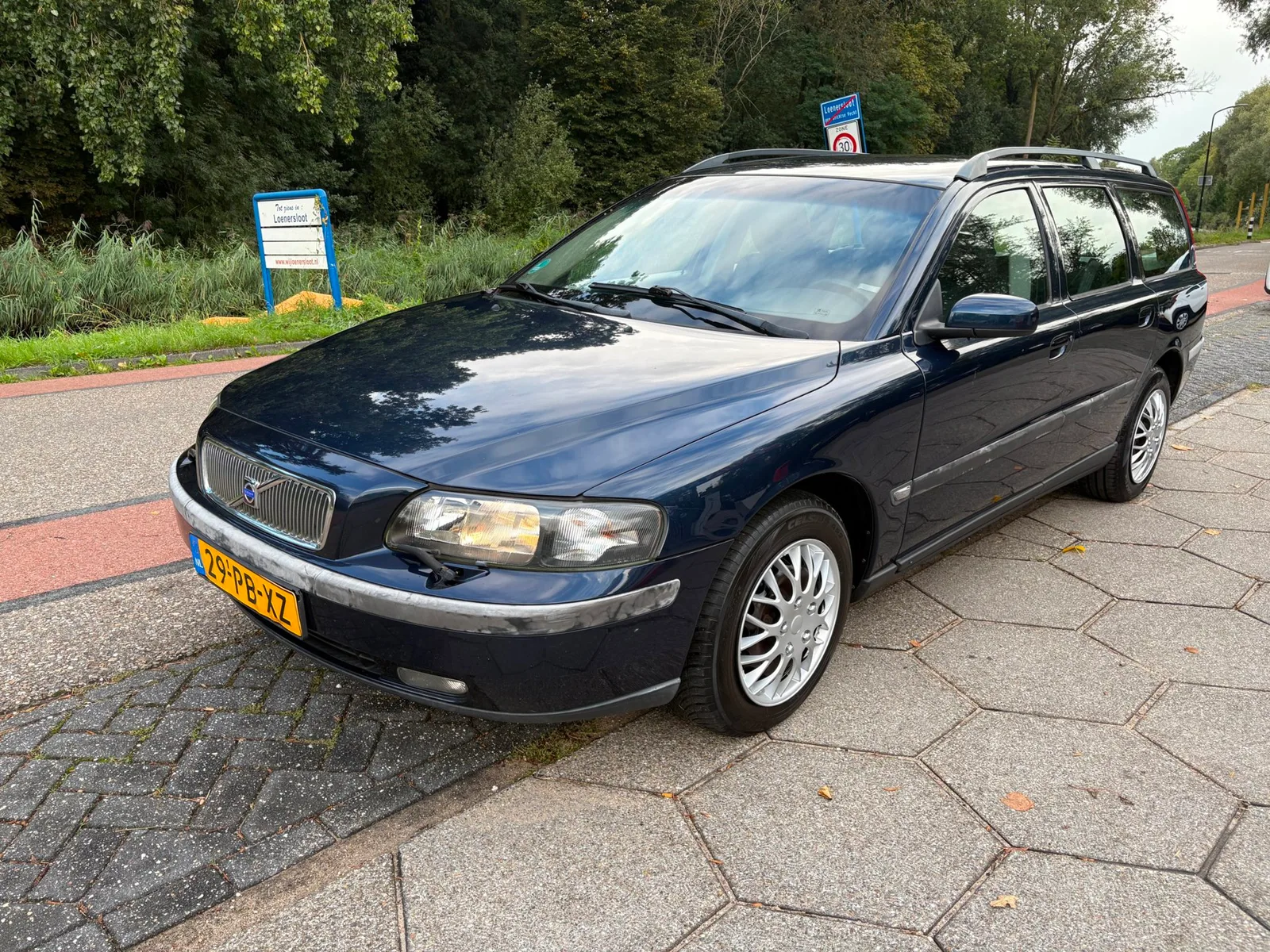 Volvo V70 (2004) — foto 1