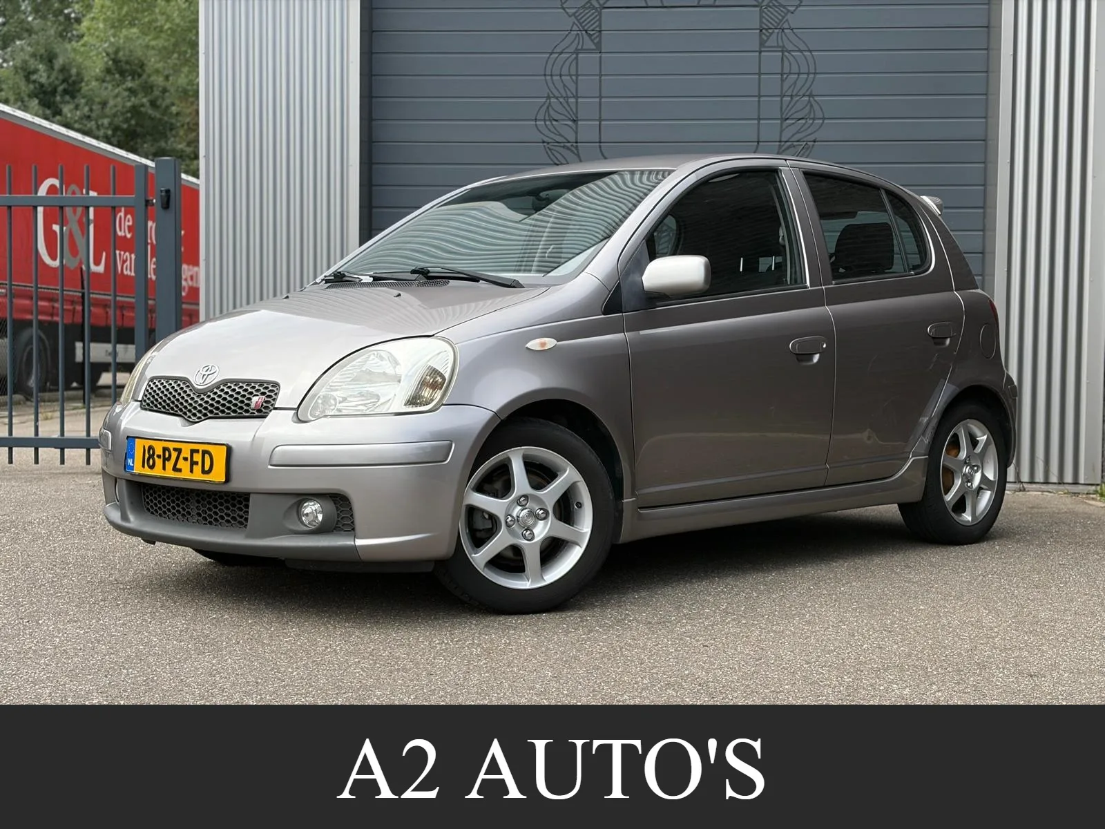 Toyota Yaris (2005) — foto 1