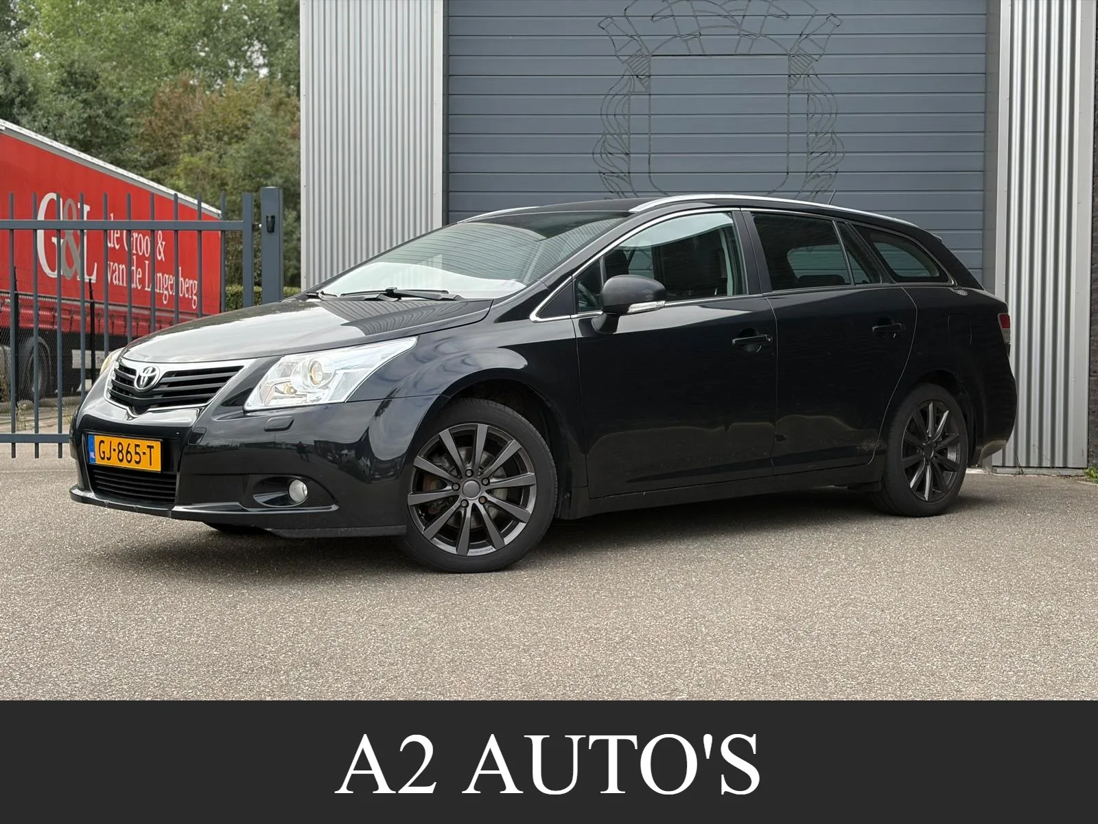 Toyota Avensis (2011) — foto 1