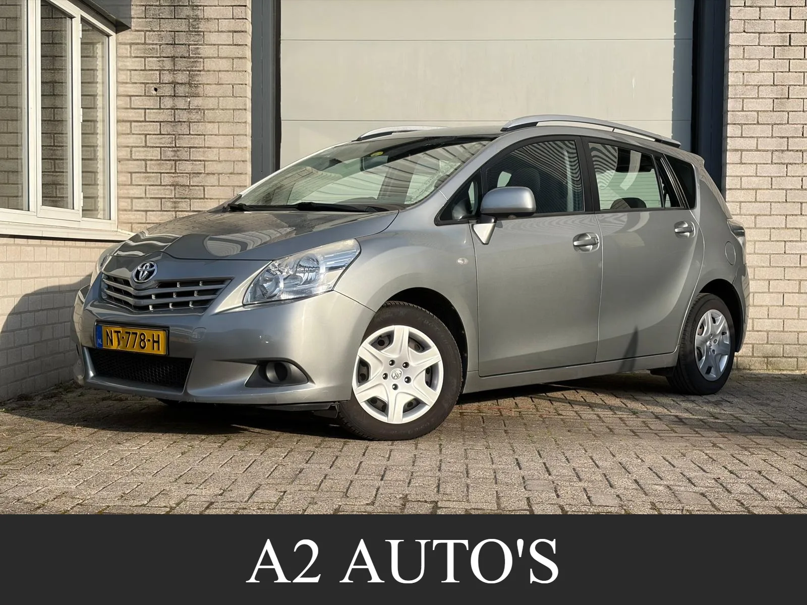 Toyota Verso (2011) — foto 1