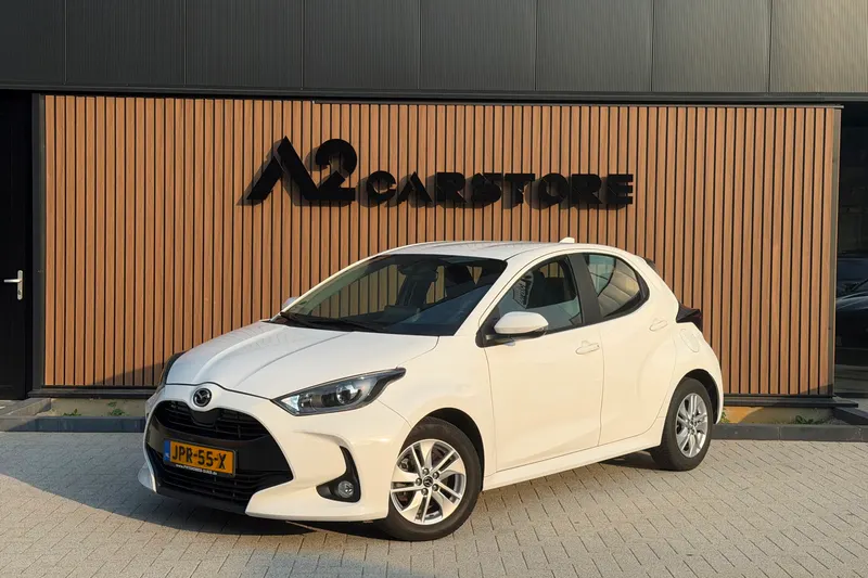Mazda 2 Hybrid (2023)