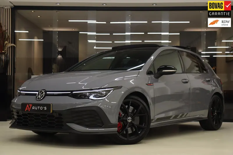 Volkswagen Golf (2022)