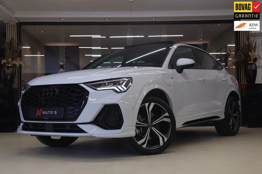 Audi Q3 Sportback (2022) — foto 1