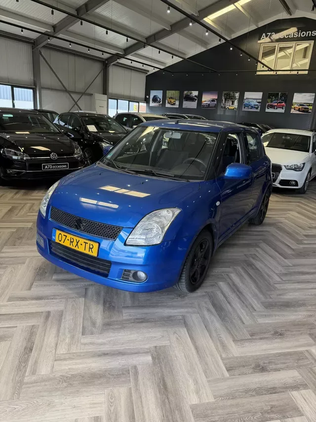 Suzuki Swift (2005) — foto 1