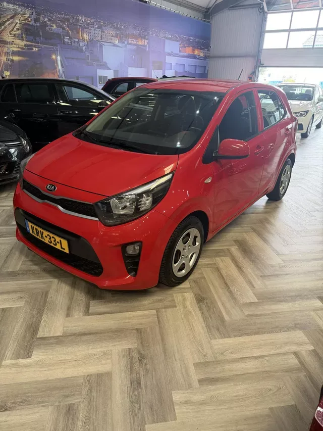 Kia Picanto (2018) — foto 1