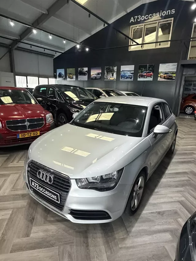 Audi A1 (2011) — foto 1