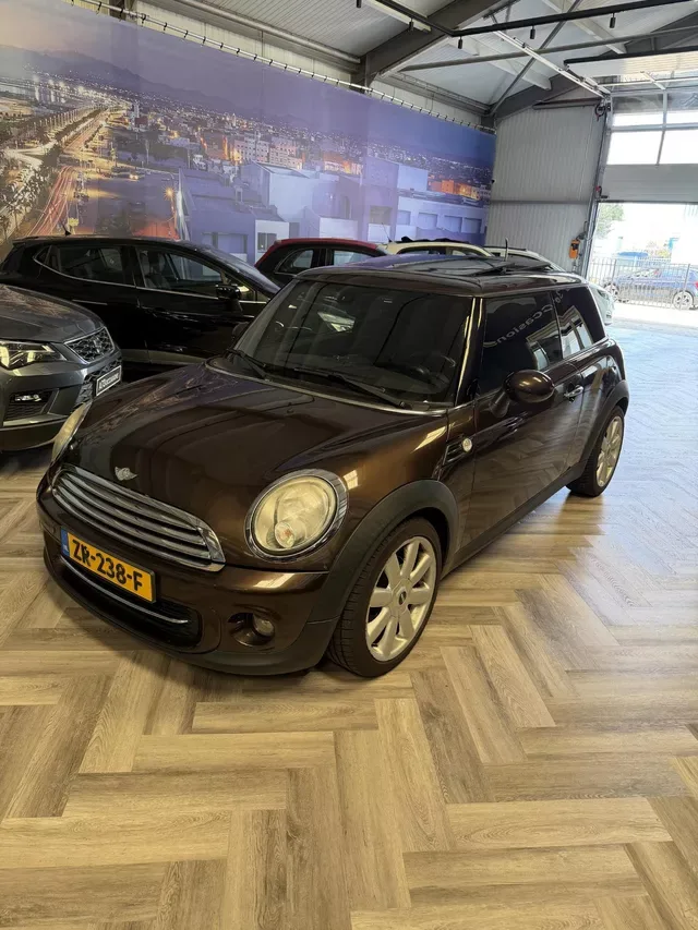 MINI Cooper (2011) — foto 1