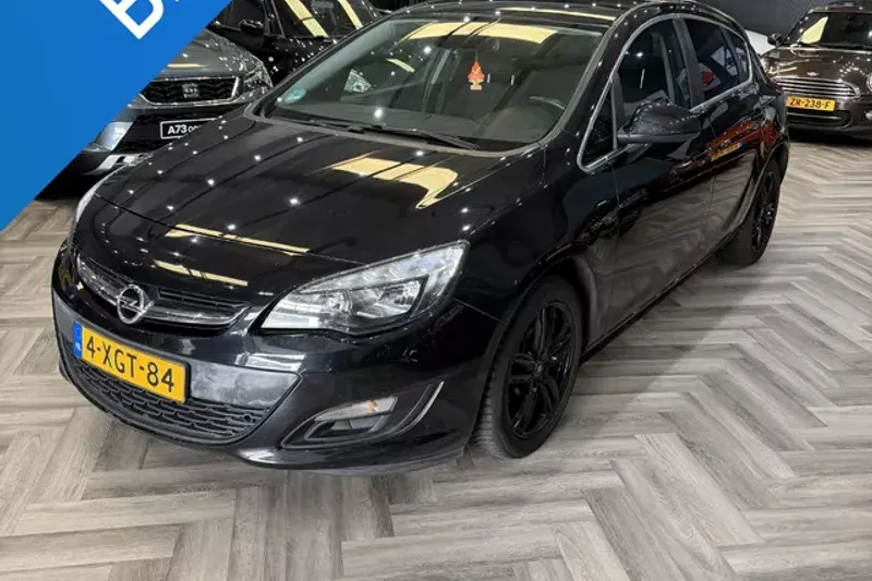 Opel Astra (2014)
