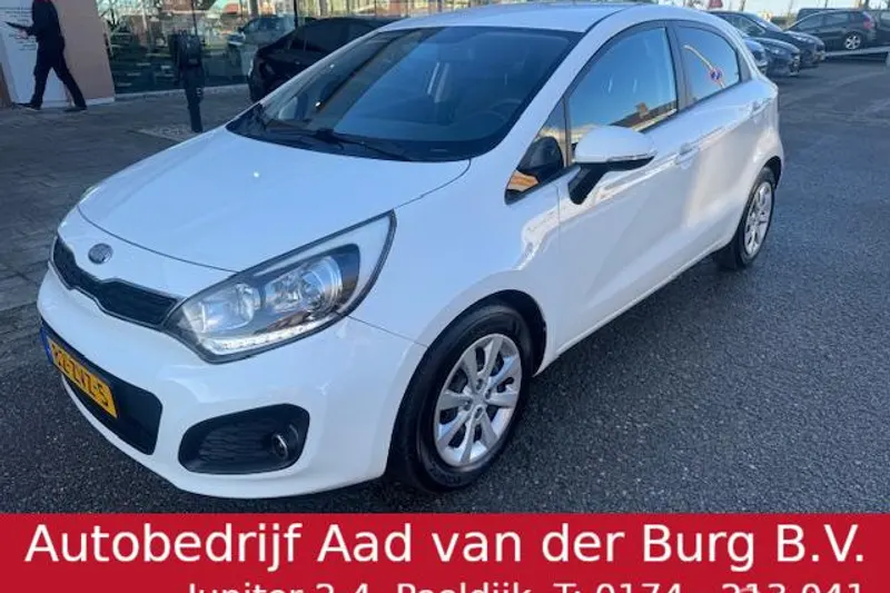 Kia Rio (2013)