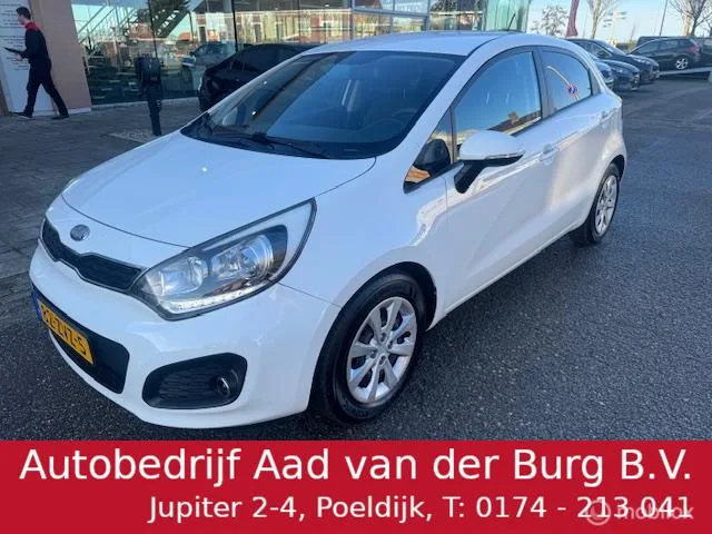 Kia Rio (2013) — foto 1