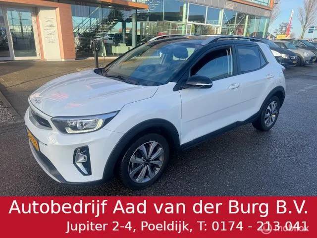 Kia Stonic (2022) — foto 1