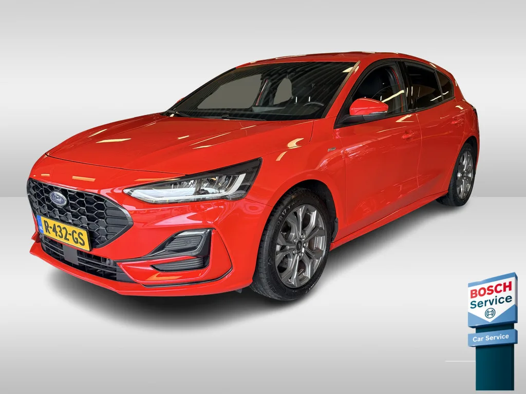 Ford Focus (2022) — foto 1