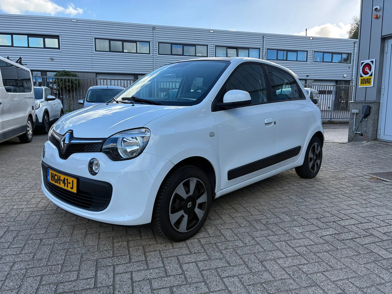 Renault Twingo (2016) — foto 1