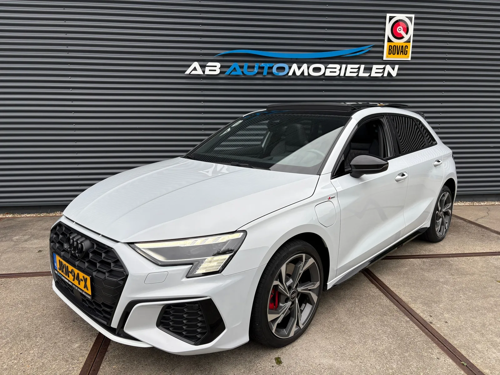 Audi A3 (2022) — foto 1