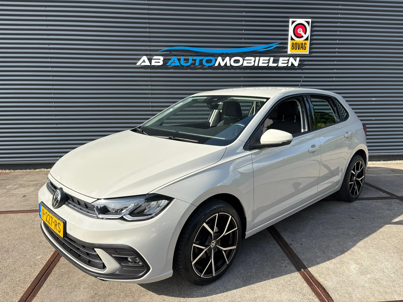 Volkswagen Polo (2022) — foto 1