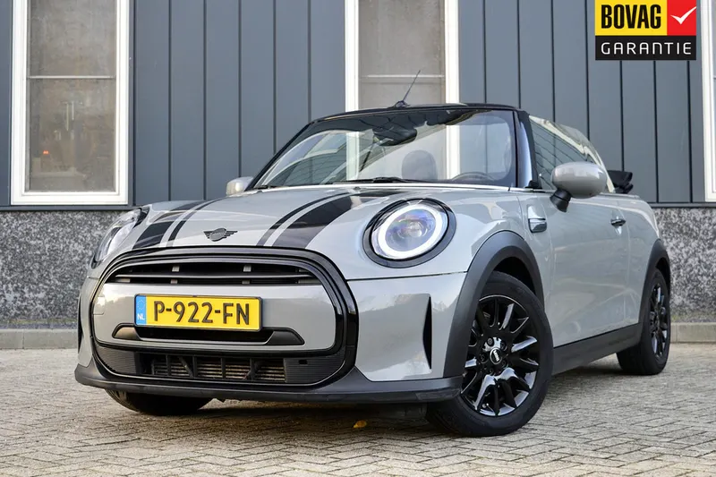 MINI Cabrio (2022)