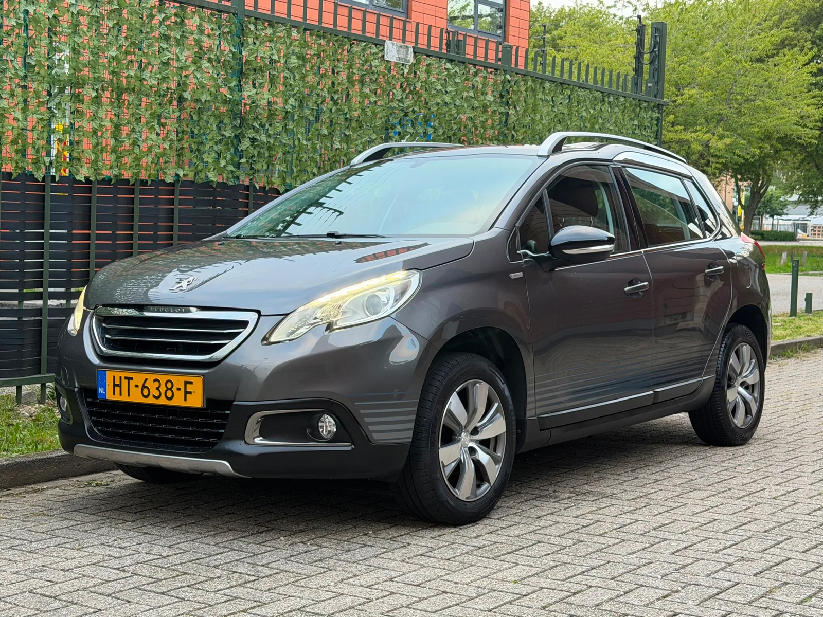 Peugeot 2008 (2016) — foto 1