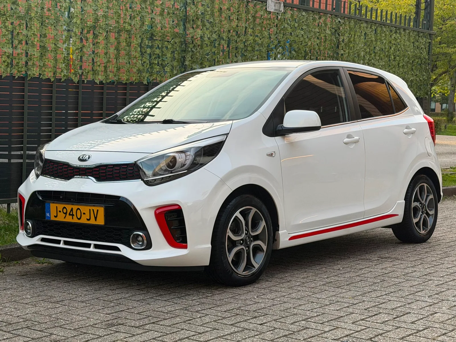Kia Picanto (2020) — foto 1