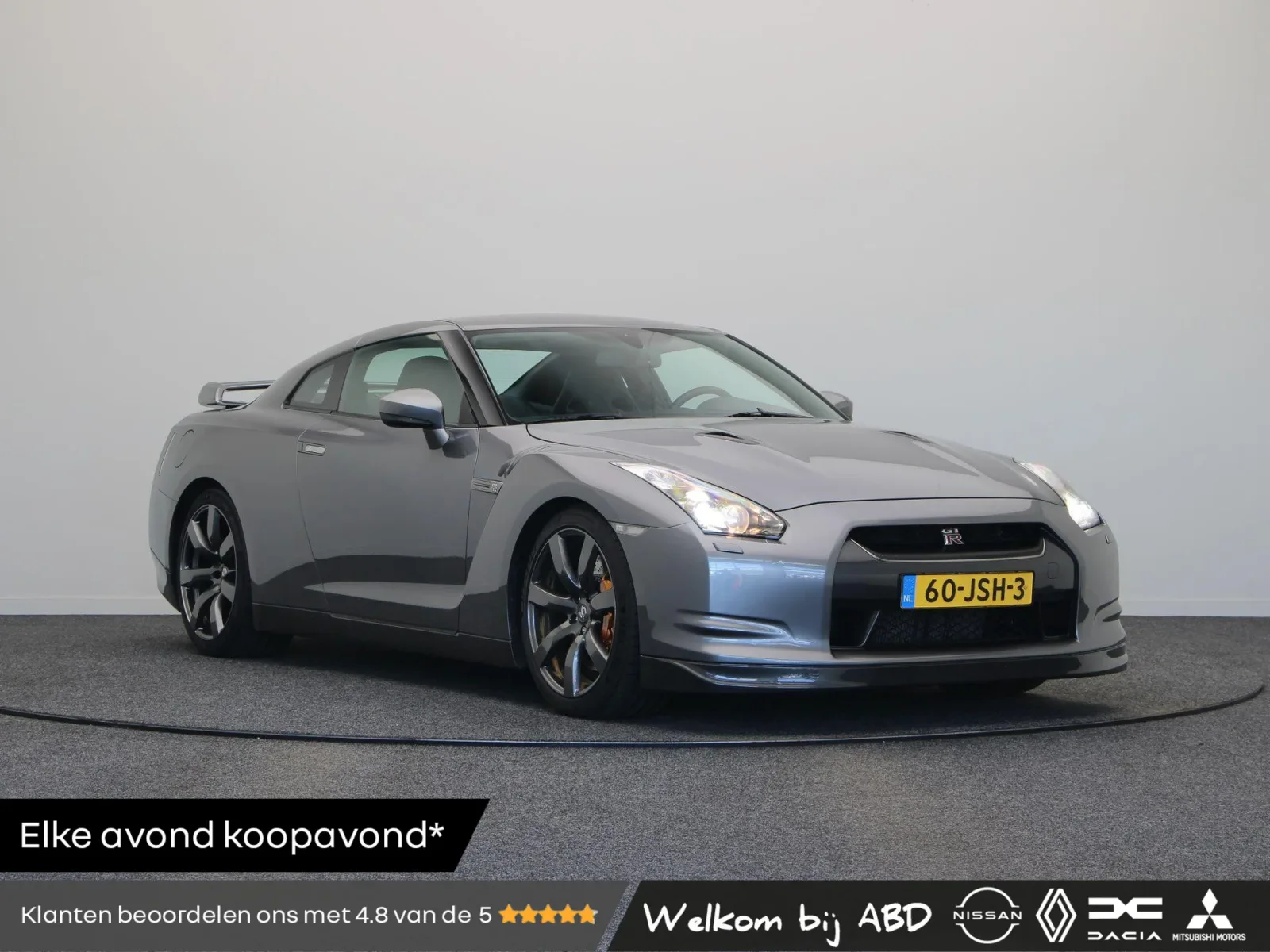 Nissan GT-R (2009) — foto 1