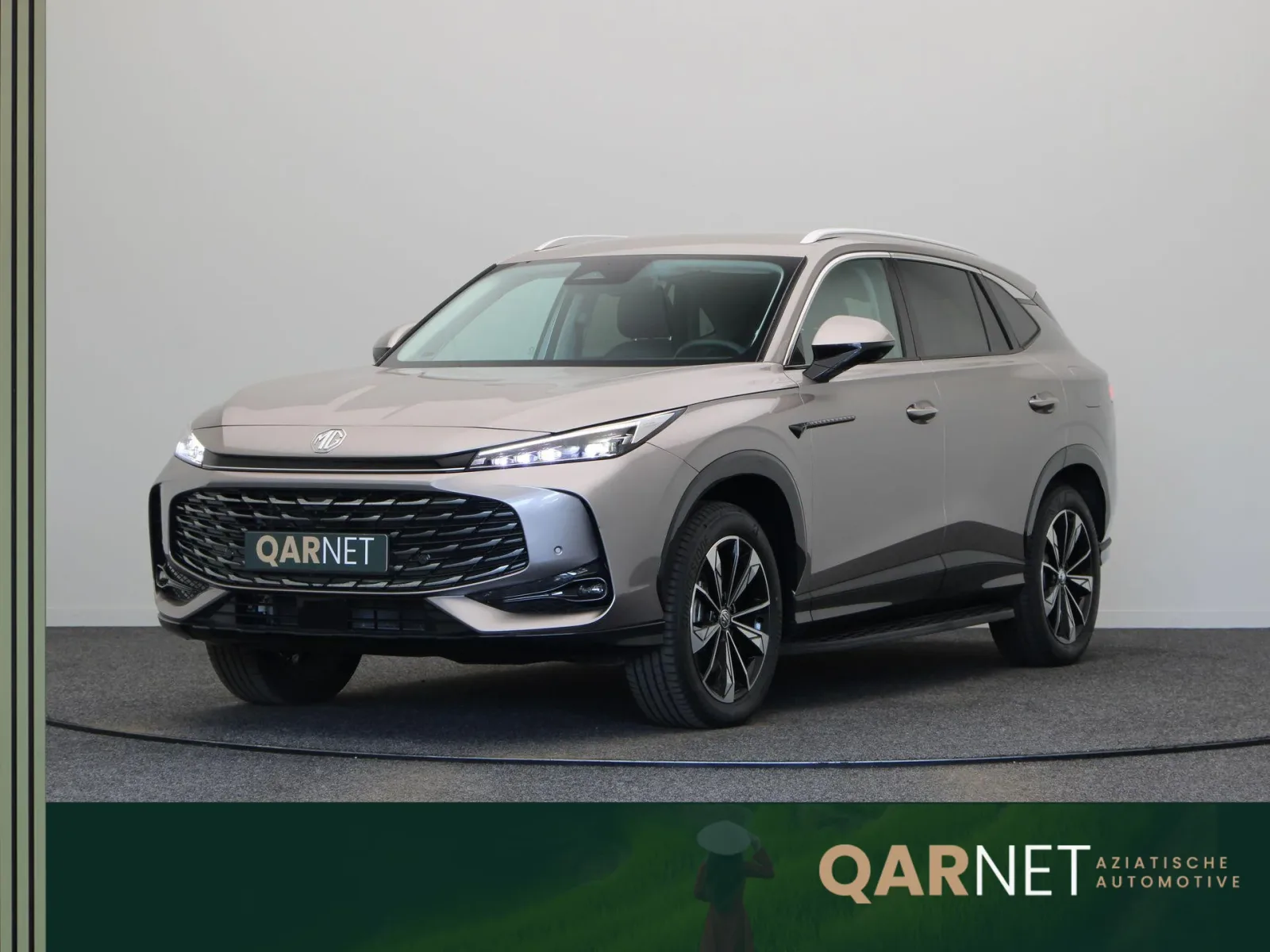 MG HS (2025) — foto 1