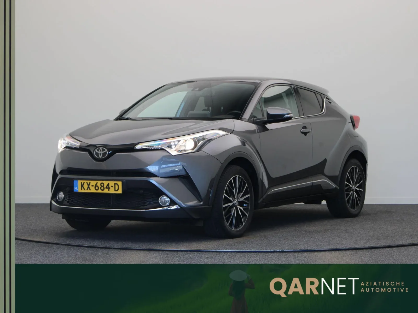 Toyota C-HR (2016) — foto 1