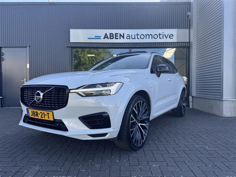 Volvo XC60 (2021) — foto 1
