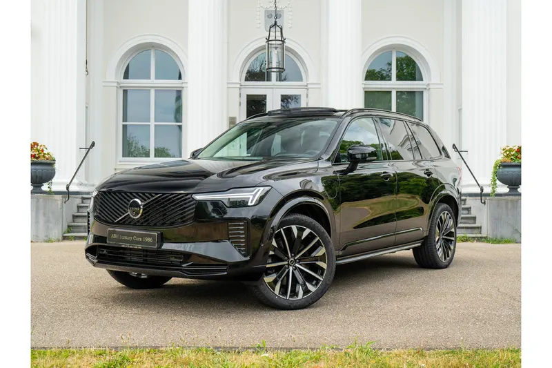 Volvo XC90 (2025)