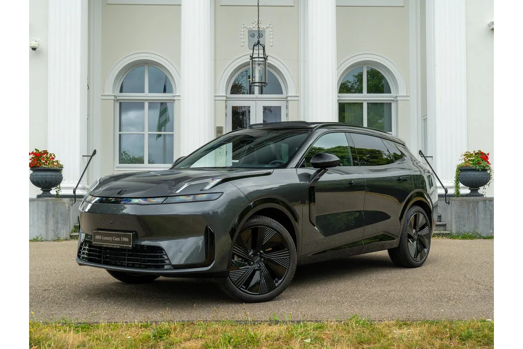 Lynk & Co 08 (2026) — foto 1