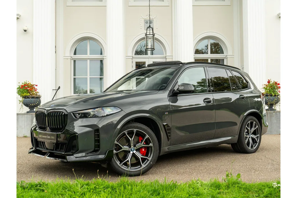 BMW X5 (2025) — foto 1
