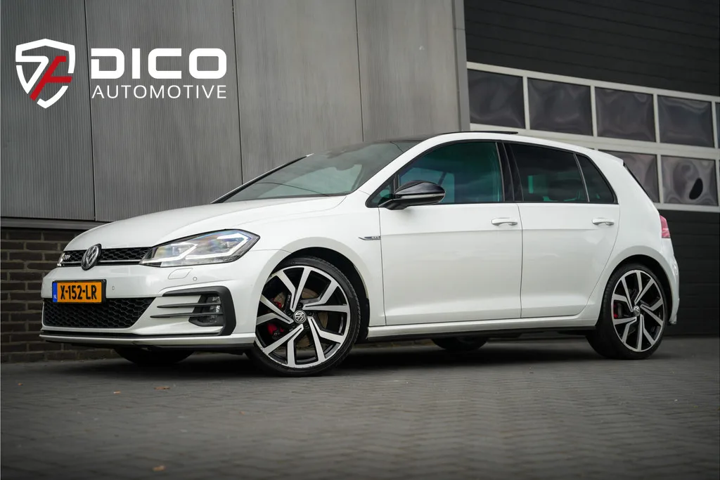 Volkswagen Golf (2017) — foto 1