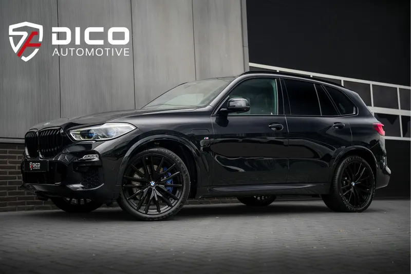 BMW X5 (2021)