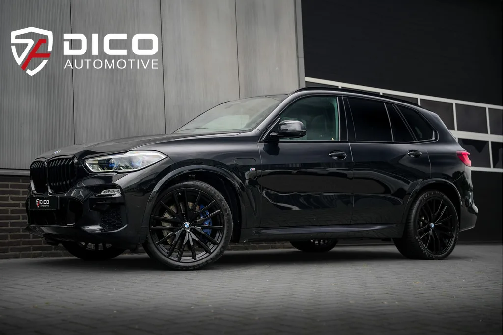 BMW X5 (2021) — foto 1