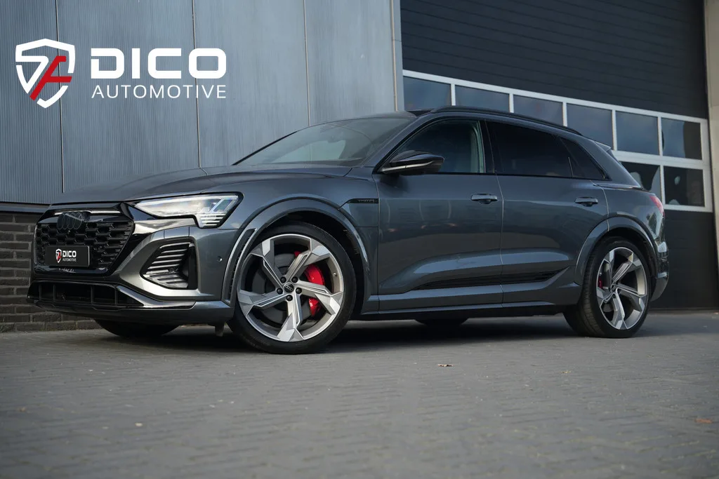 Audi SQ8 (2024) — foto 1