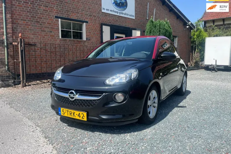 Opel Adam (2014)