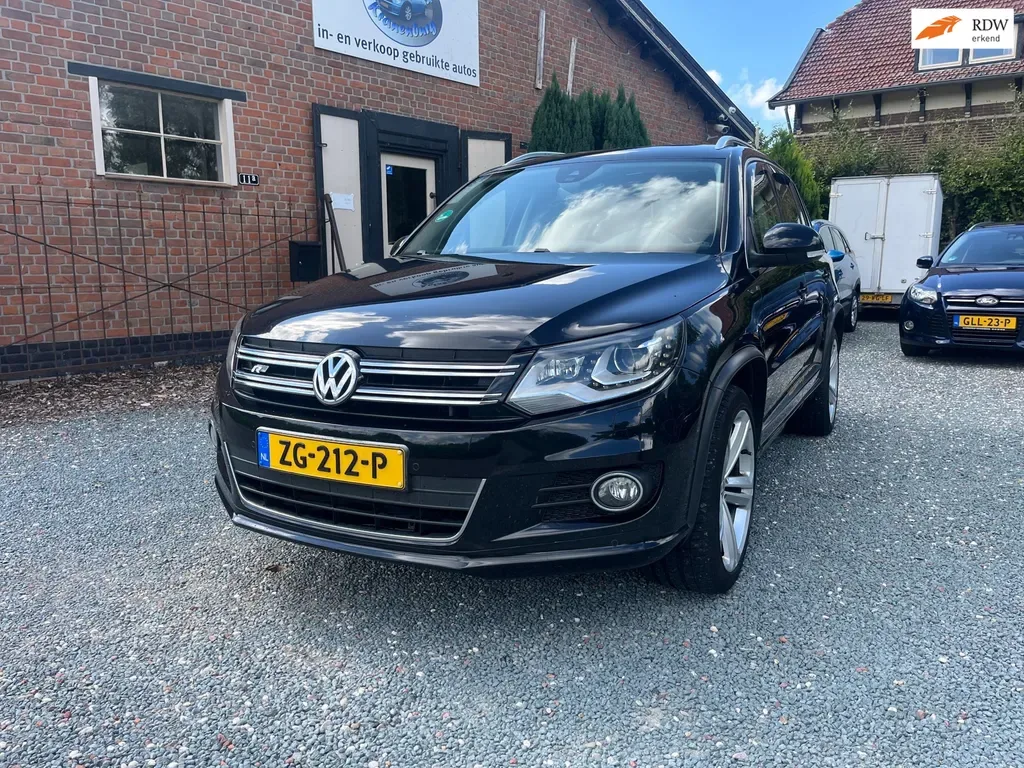 Volkswagen Tiguan (2012) — foto 1