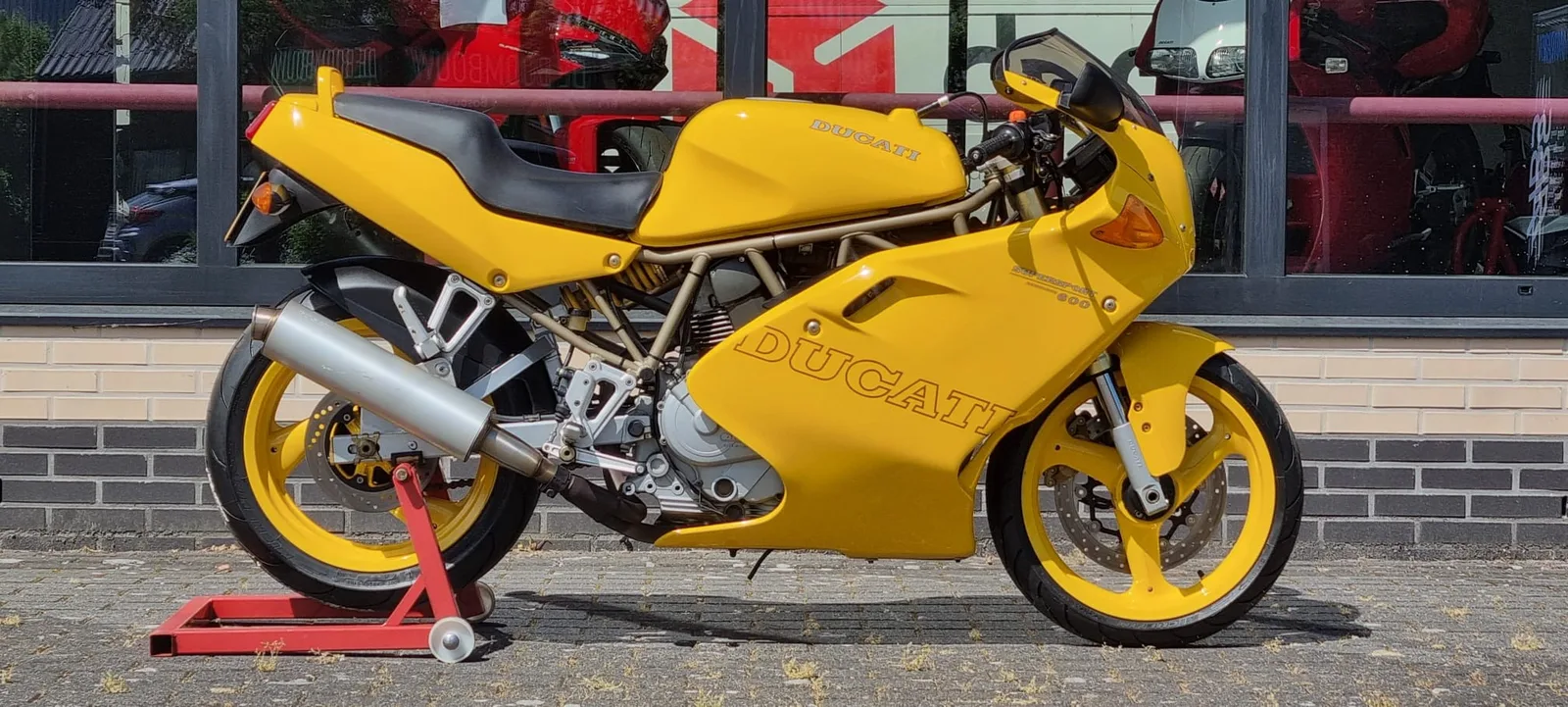 Ducati 600 SS (1998) — foto 1